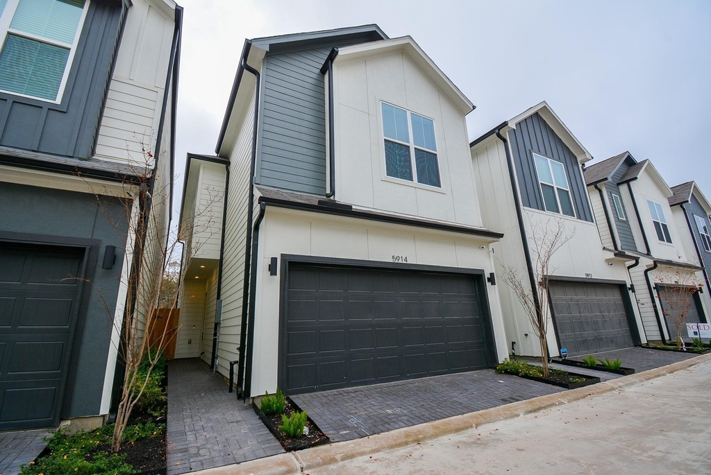 5914 Jasper Jones Way - Photo 1