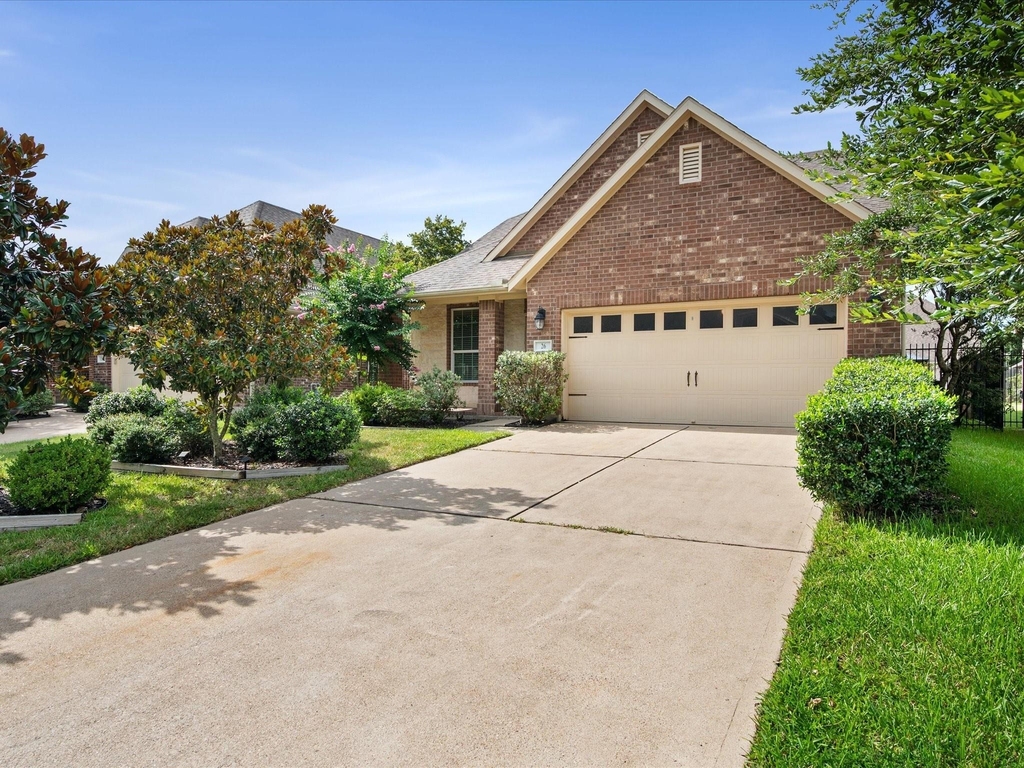26 Canterborough Place - Photo 0