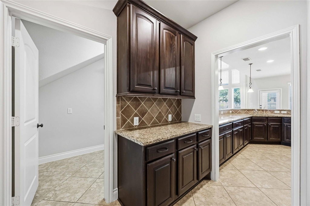 27707 Lodgemist Court - Photo 9