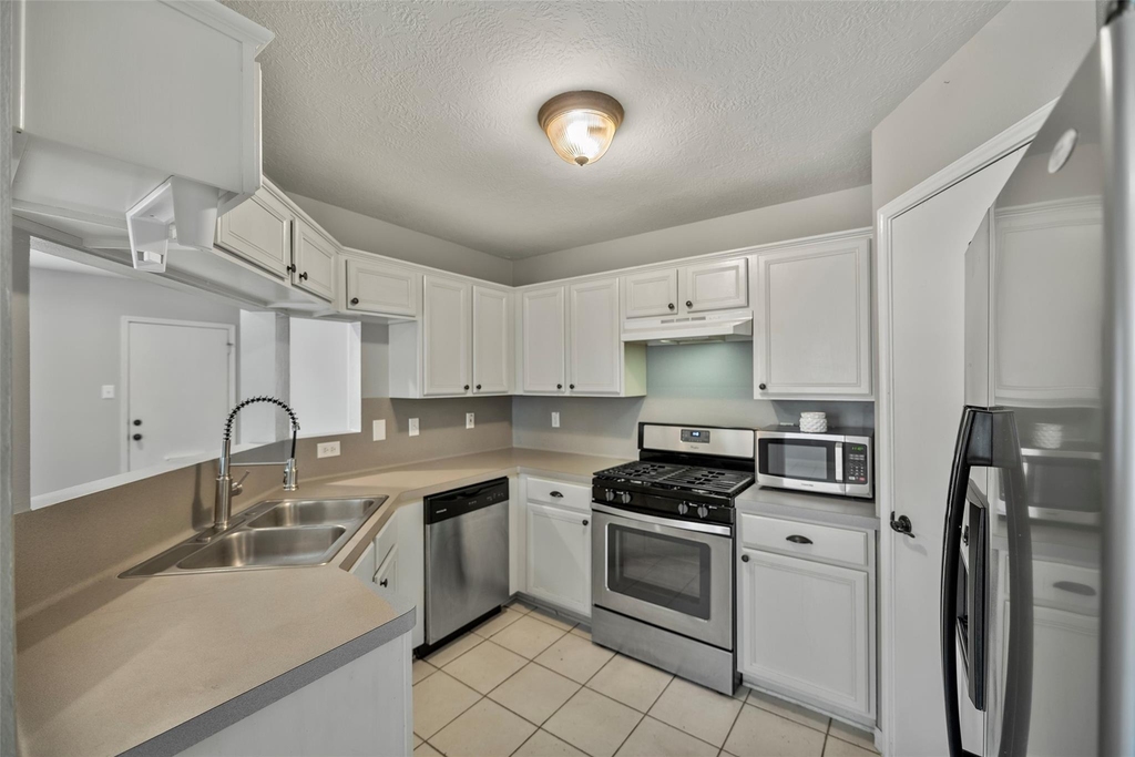 18103 Gravenhurst Lane - Photo 16