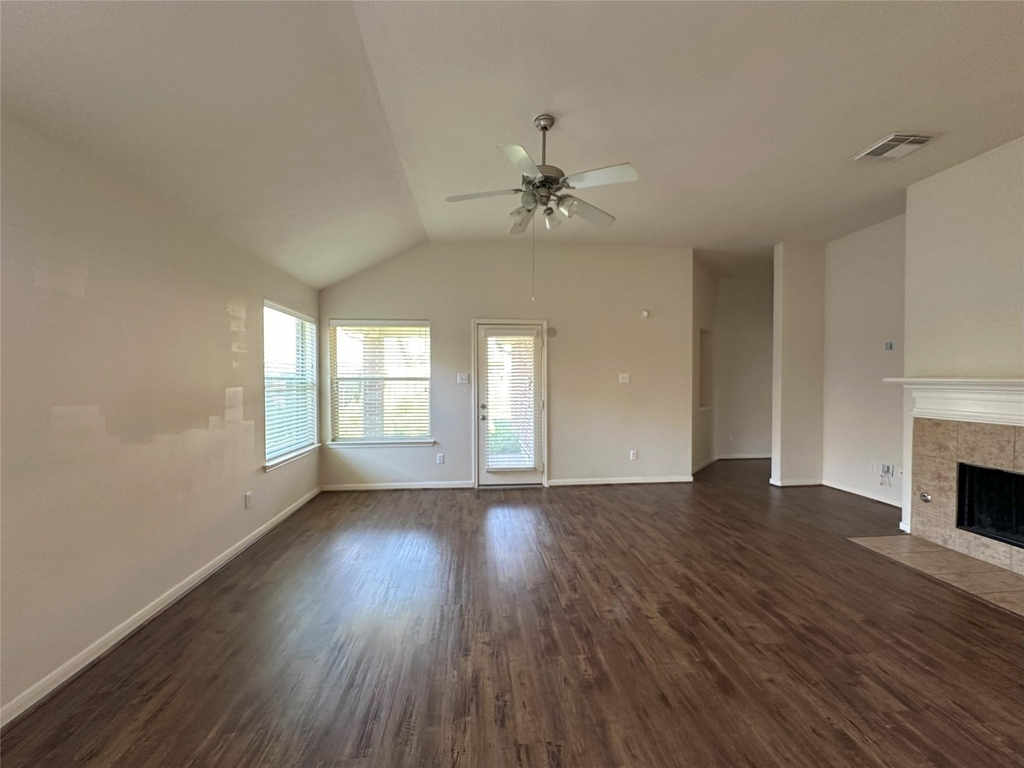 6018 Twin Creek - Photo 11