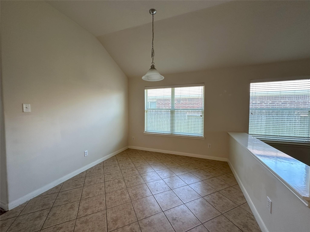 6018 Twin Creek - Photo 8