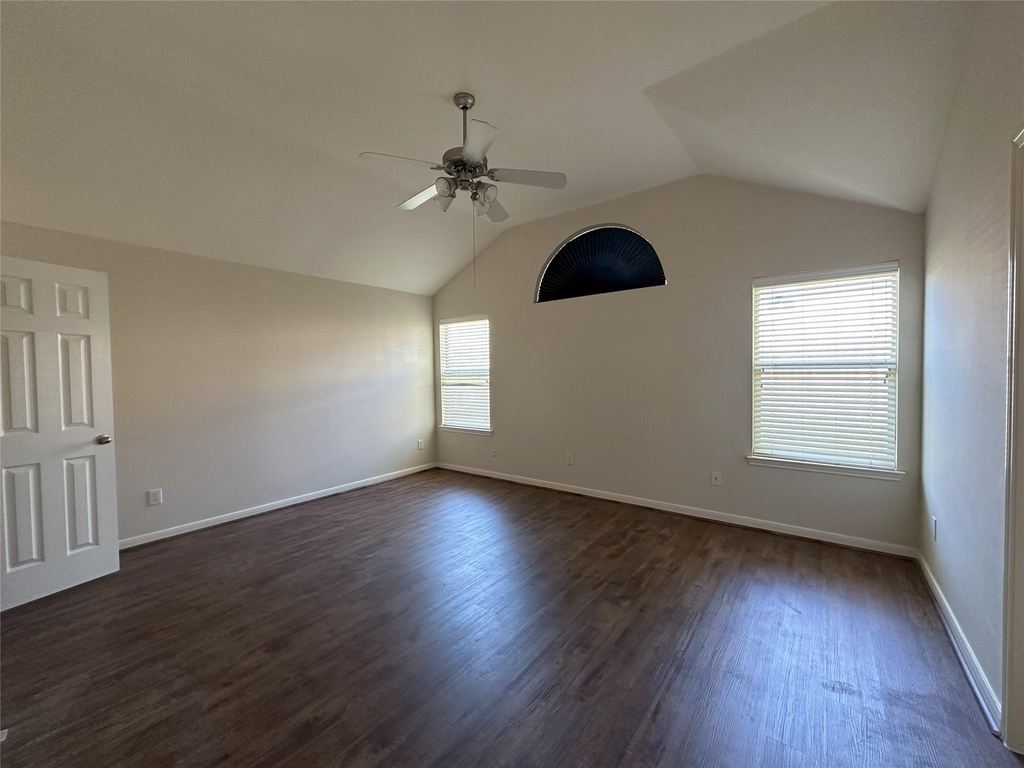 6018 Twin Creek - Photo 12
