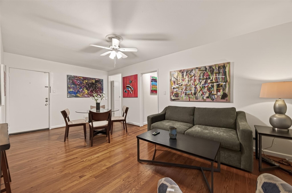 2021 Southgate Boulevard - Photo 0