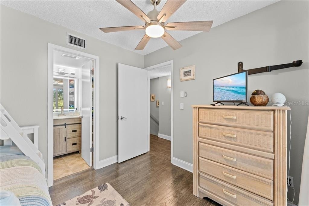 112 Gulf Boulevard - Photo 17