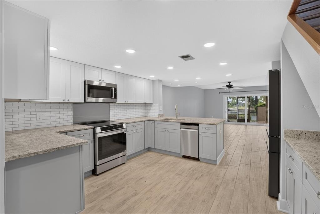 1028 Apollo Beach Boulevard - Photo 5