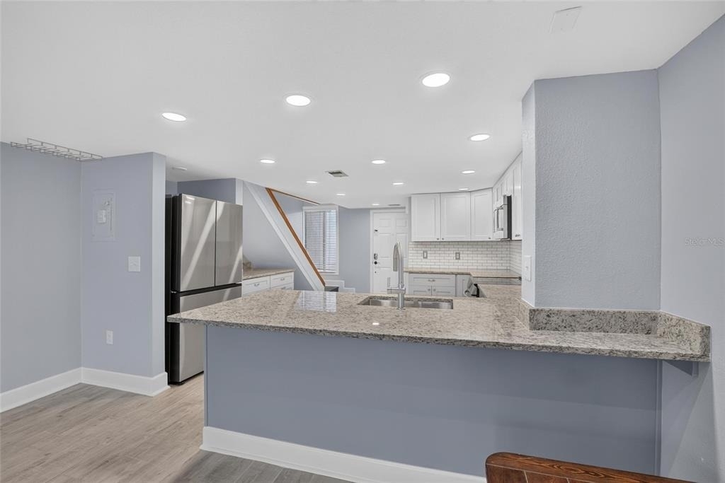 1028 Apollo Beach Boulevard - Photo 9
