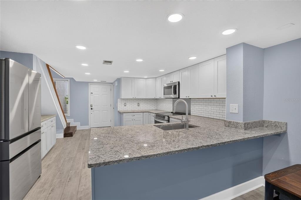 1028 Apollo Beach Boulevard - Photo 8