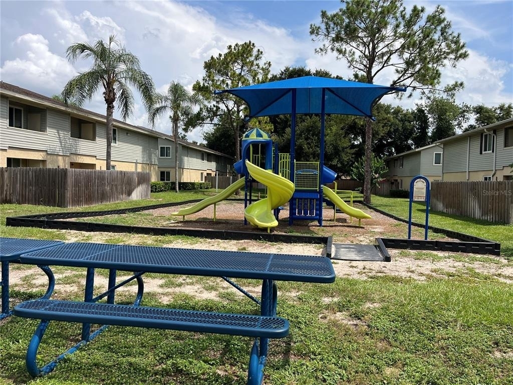 528 Golden Raintree Place - Photo 37