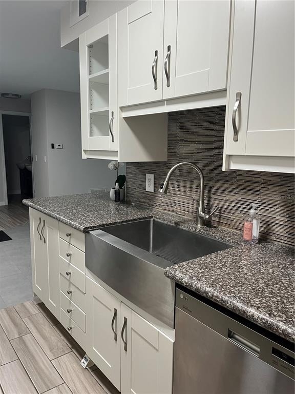 528 Golden Raintree Place - Photo 11