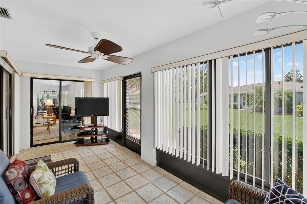 2221 Ivan Court - Photo 33