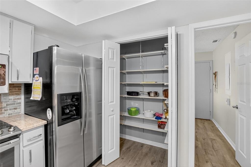 2221 Ivan Court - Photo 15