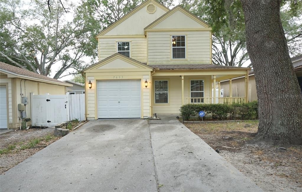 7605 Glades Court - Photo 0