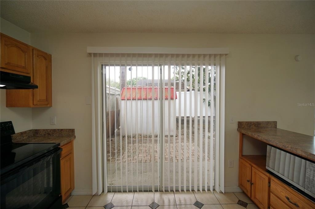 7605 Glades Court - Photo 13