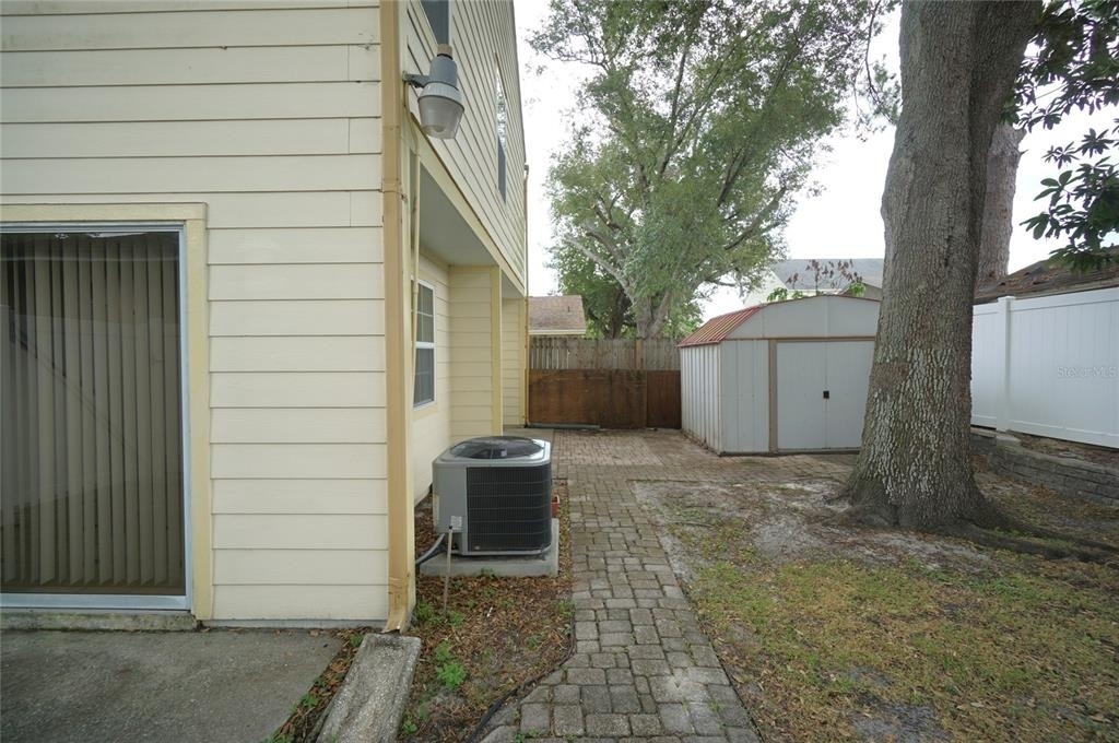 7605 Glades Court - Photo 21