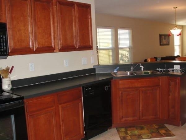 2537 Harn Boulevard - Photo 6