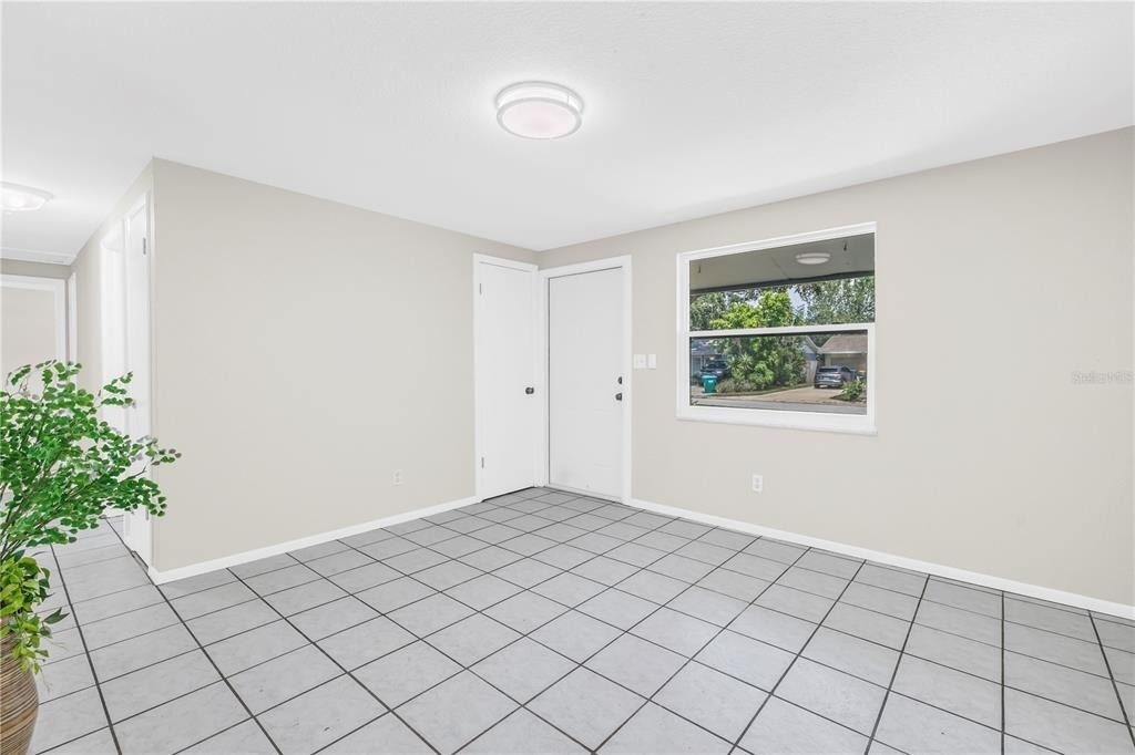10920 111th Street - Photo 3