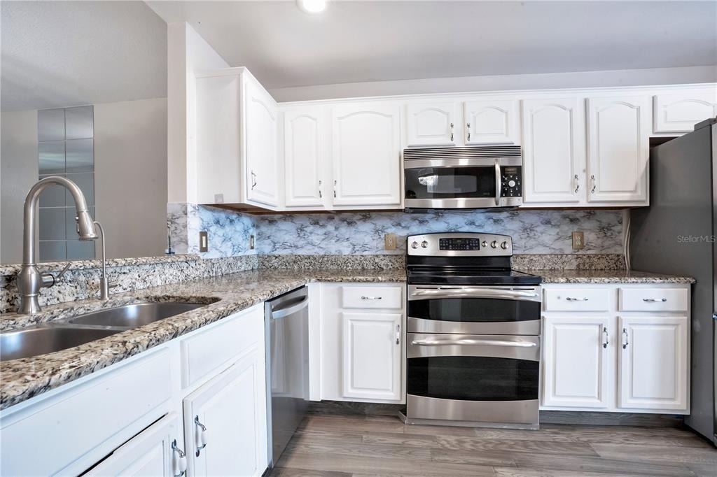 4805 Kingston Circle - Photo 13