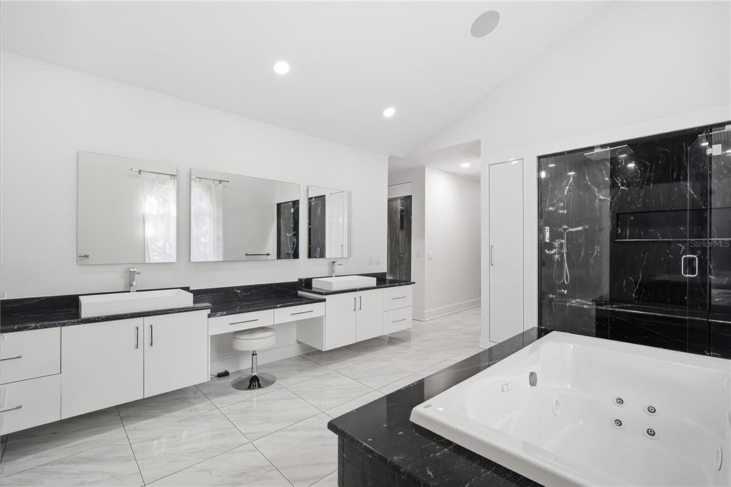 2418 W Palm Drive - Photo 28