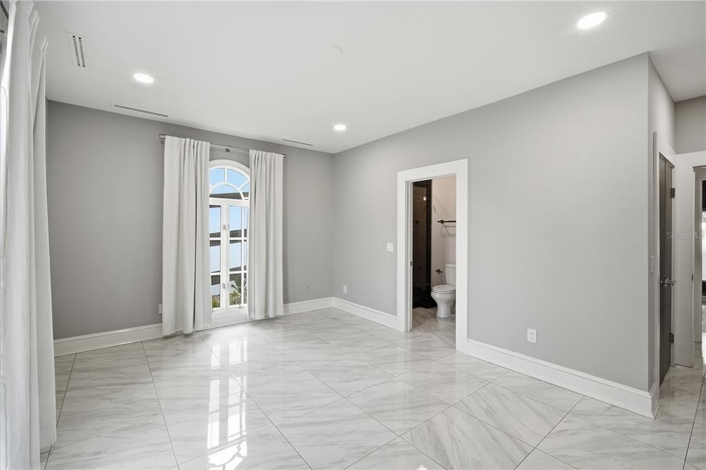 2418 W Palm Drive - Photo 19