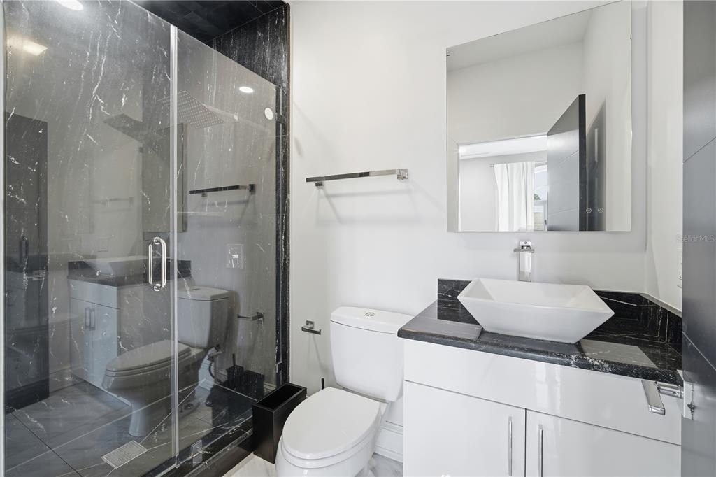 2418 W Palm Drive - Photo 20