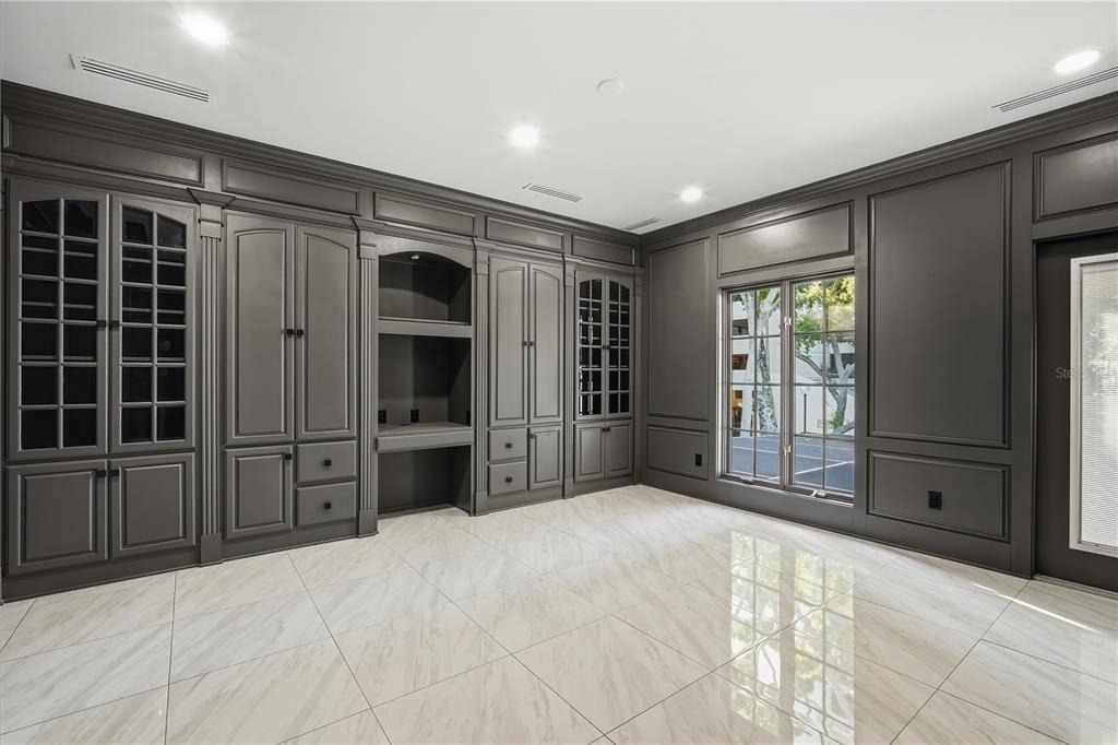 2418 W Palm Drive - Photo 21