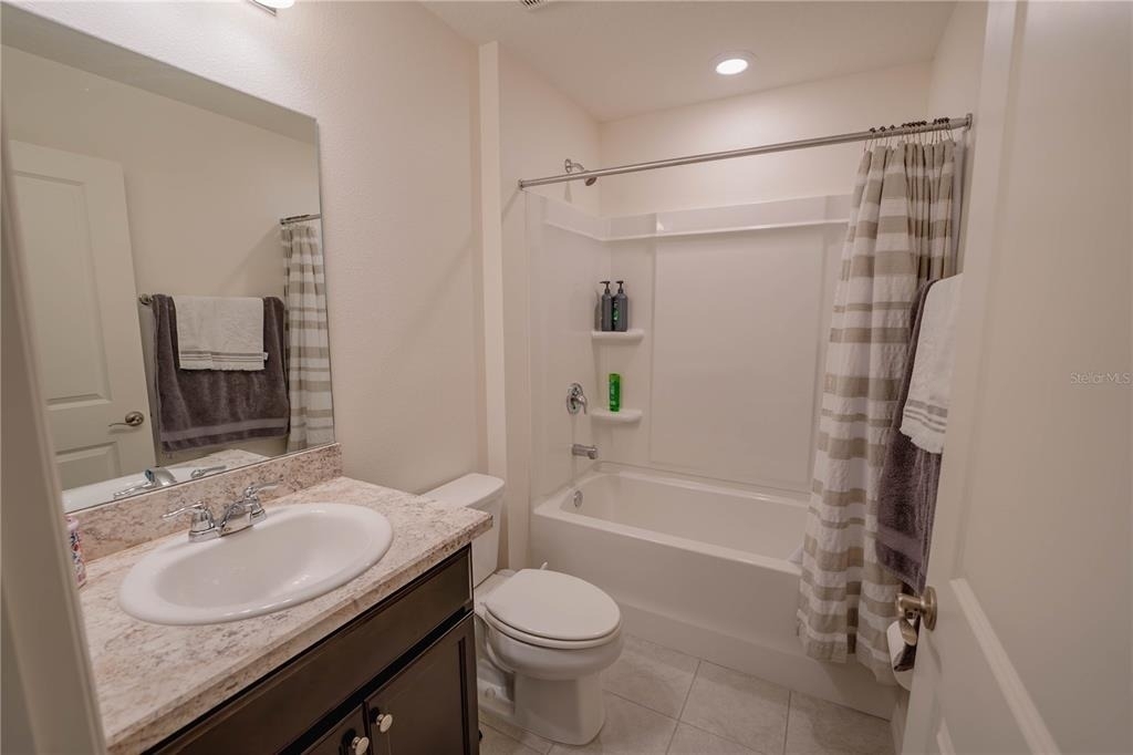 10561 Laguna Plains Drive - Photo 14