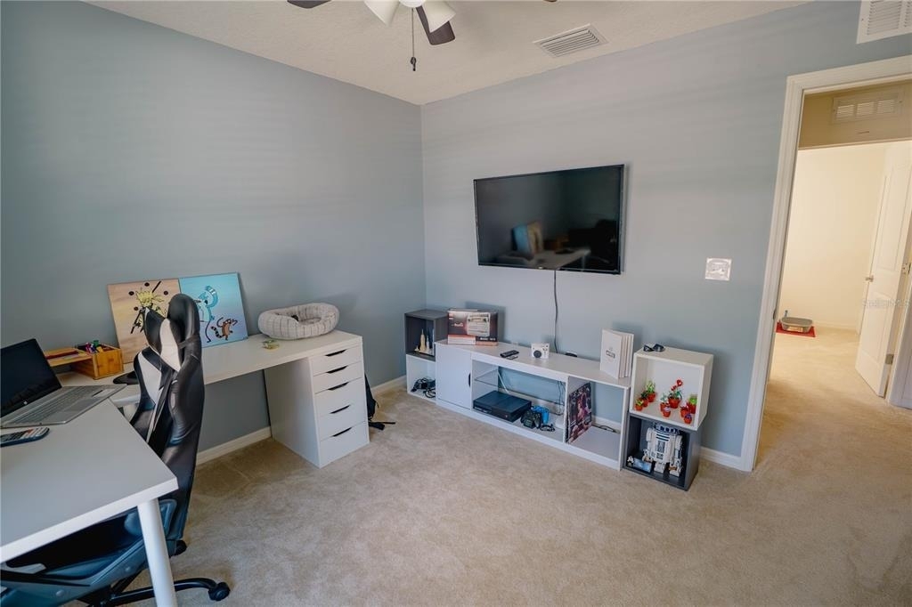 10561 Laguna Plains Drive - Photo 17