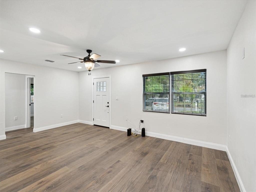 1008 E Norfolk Street - Photo 4