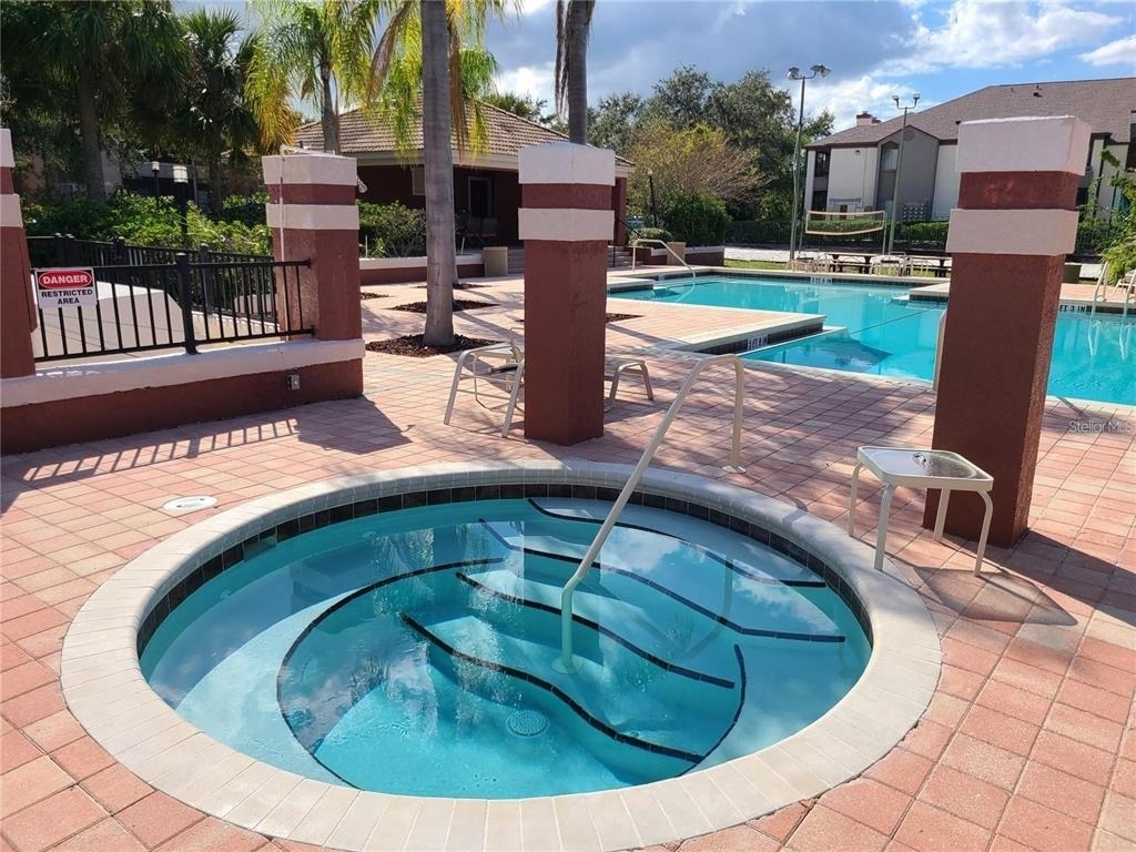 10265 Gandy Boulevard N - Photo 26