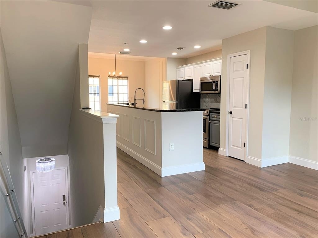 5208 Hampton Beach Place - Photo 2