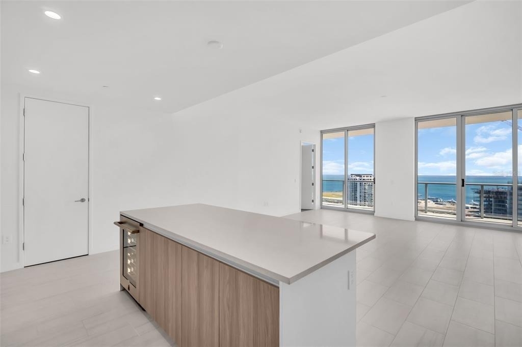 400 Central Avenue - Photo 2