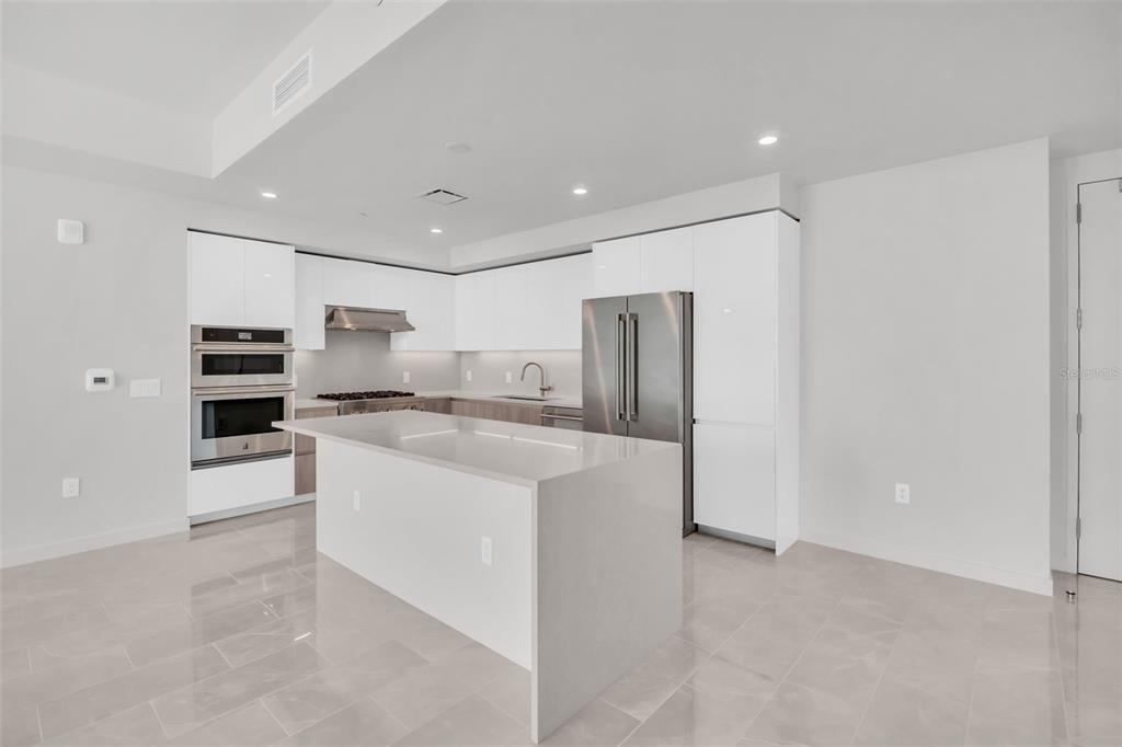 400 Central Avenue - Photo 2