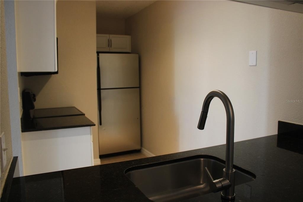 3300 Haviland Court - Photo 3