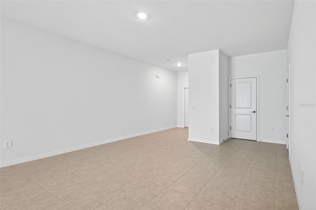 11075 65th Terrace E - Photo 5