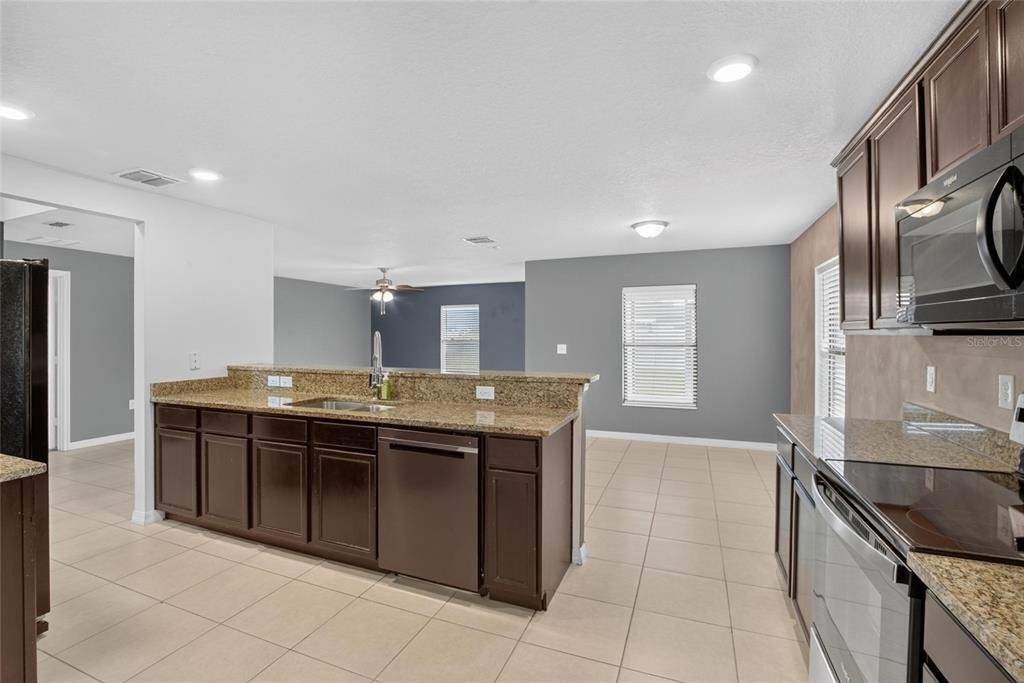 1115 Wynnmere Walk Avenue - Photo 16