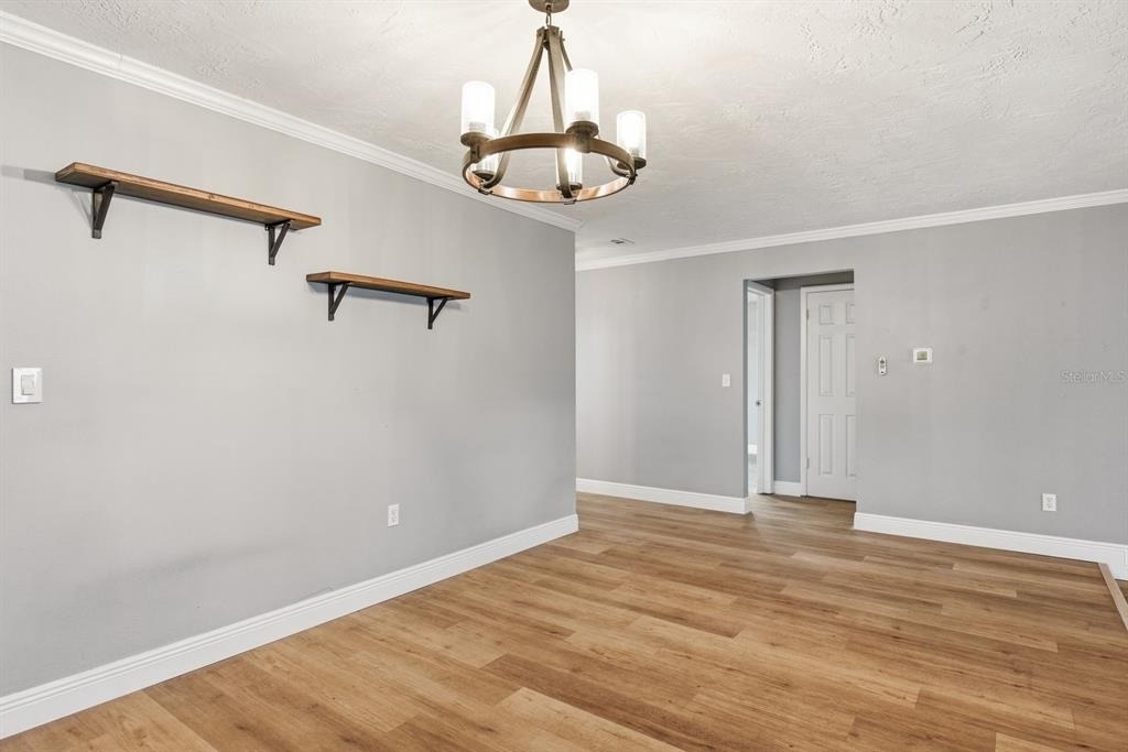 330 Scott Court - Photo 10