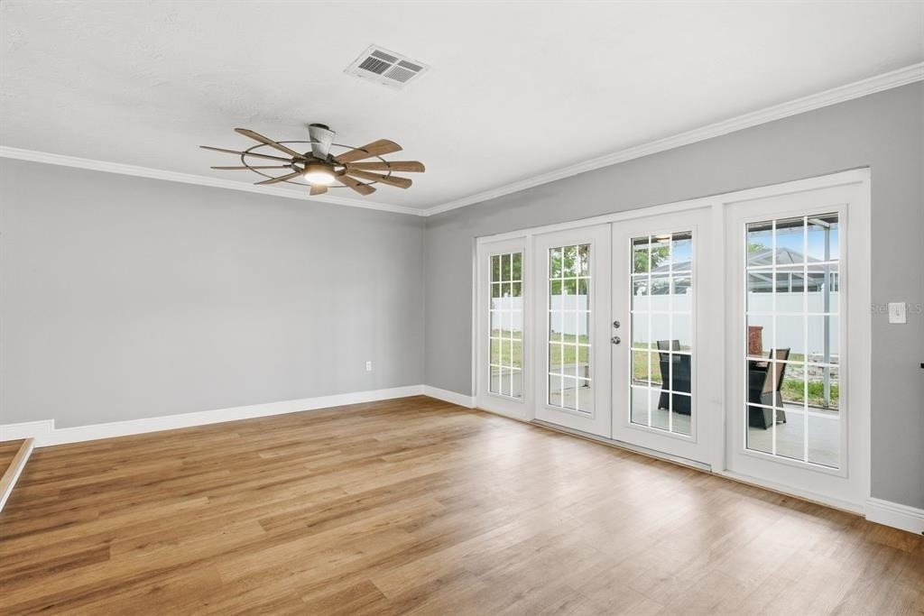 330 Scott Court - Photo 7