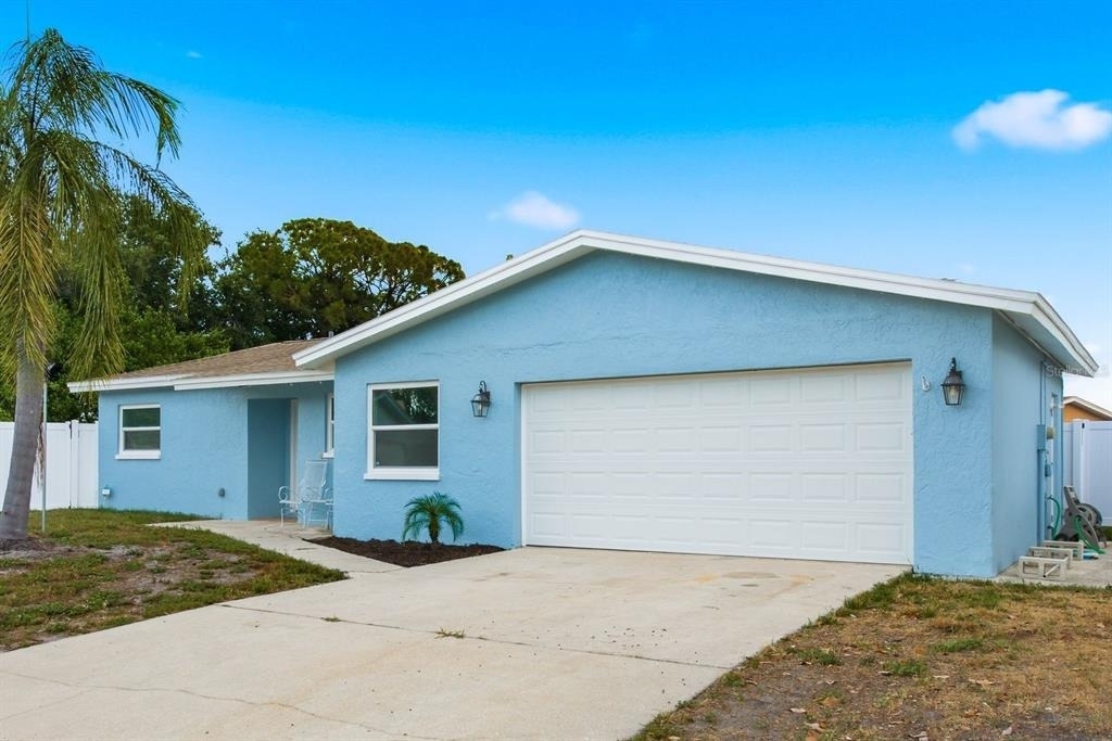 330 Scott Court - Photo 2