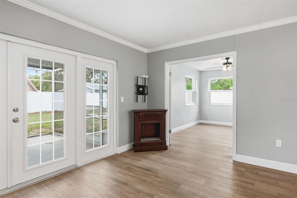 330 Scott Court - Photo 16