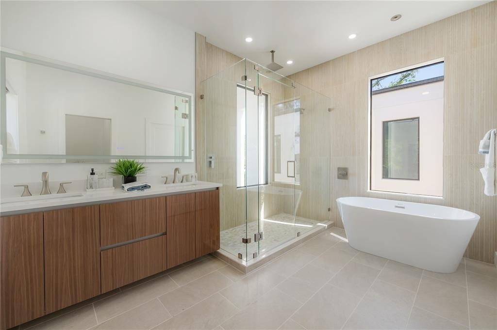 2721 17th Avenue N - Photo 37