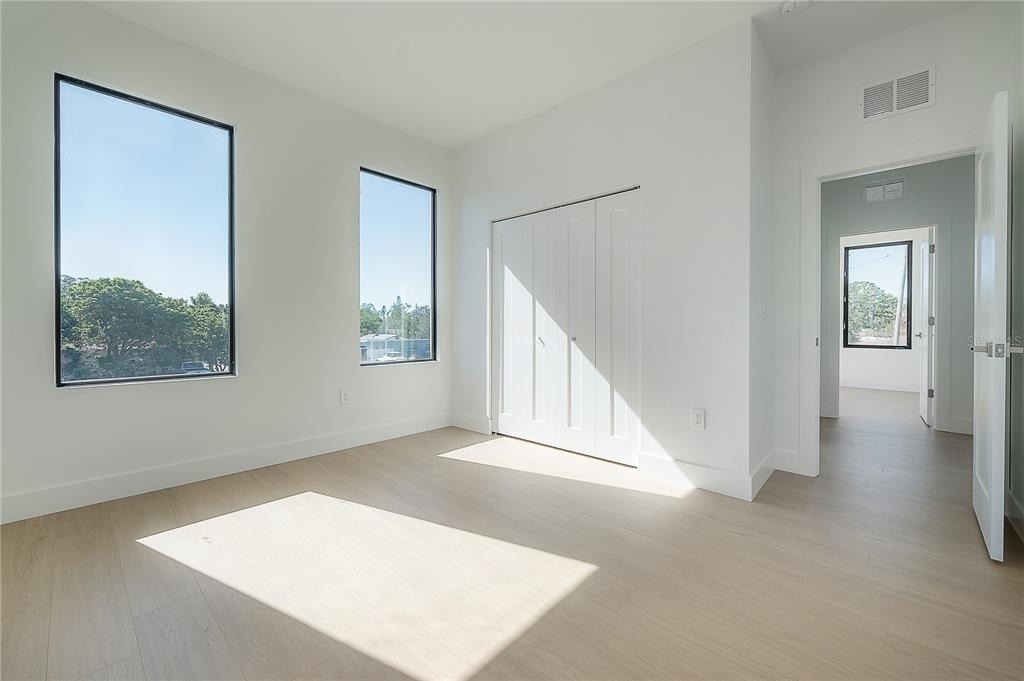 2721 17th Avenue N - Photo 43
