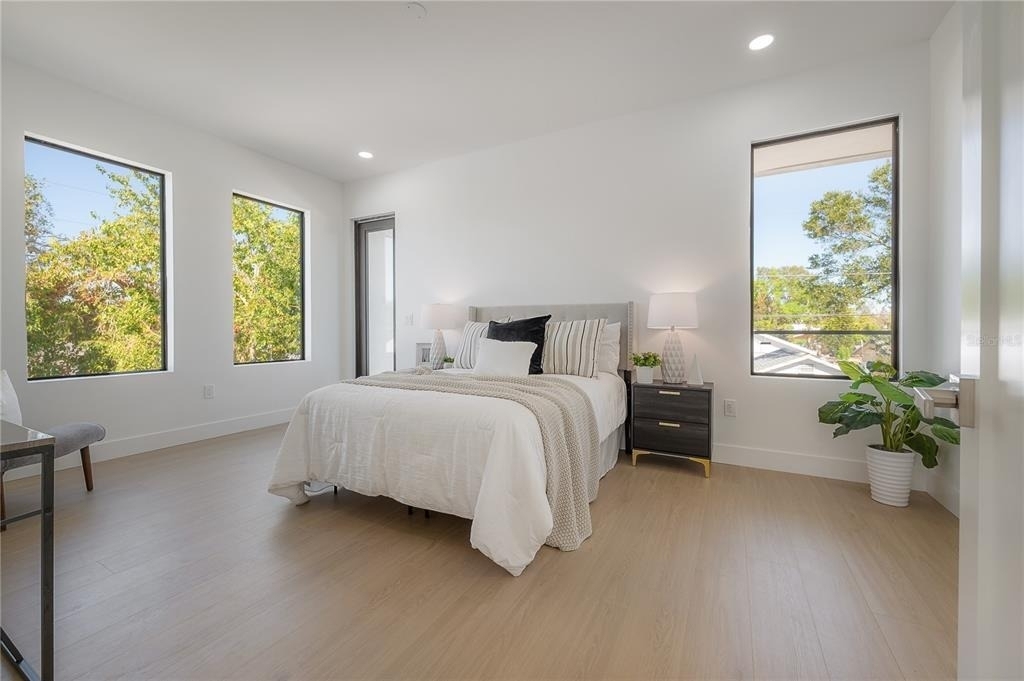 2721 17th Avenue N - Photo 32