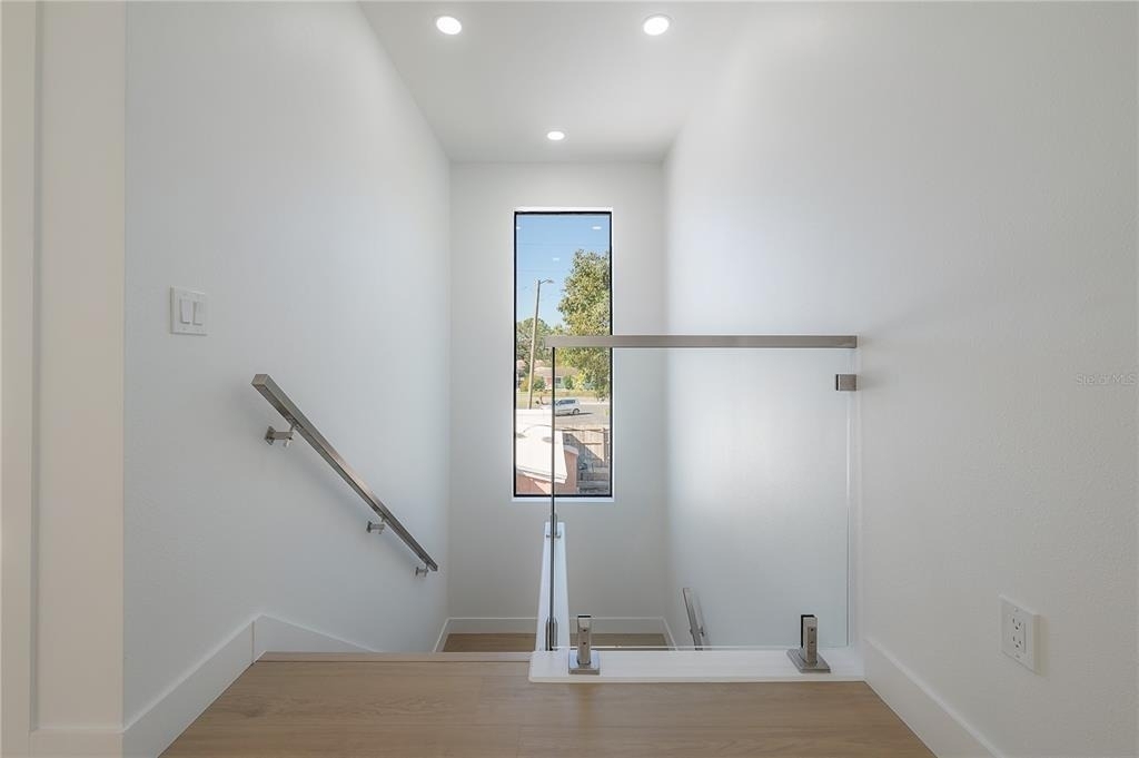 2721 17th Avenue N - Photo 31