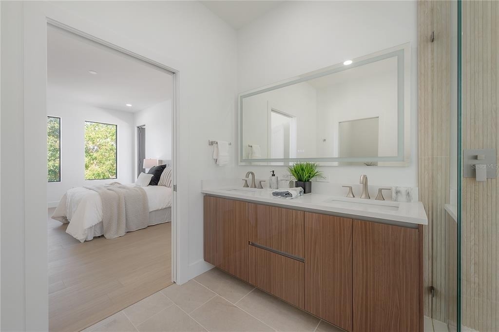 2721 17th Avenue N - Photo 38