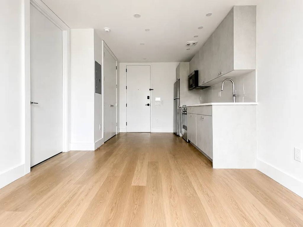 1244 New York Avenue - Photo 3