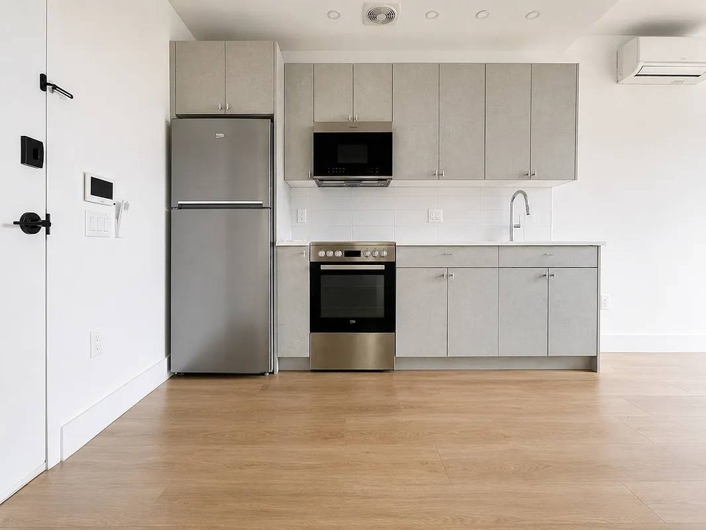 1244 New York Avenue - Photo 1