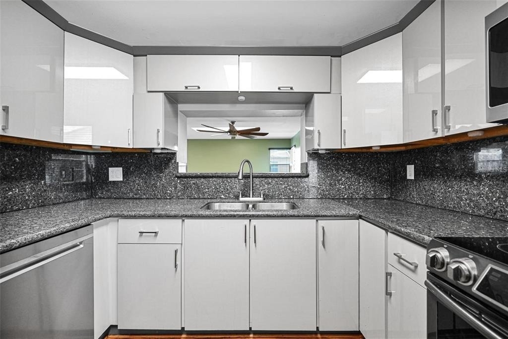 26543 Sw 122nd Place - Photo 23