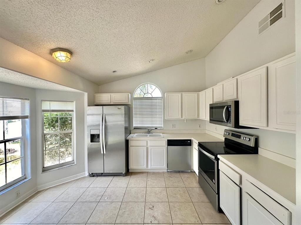 4718 Prairie Point Boulevard - Photo 4