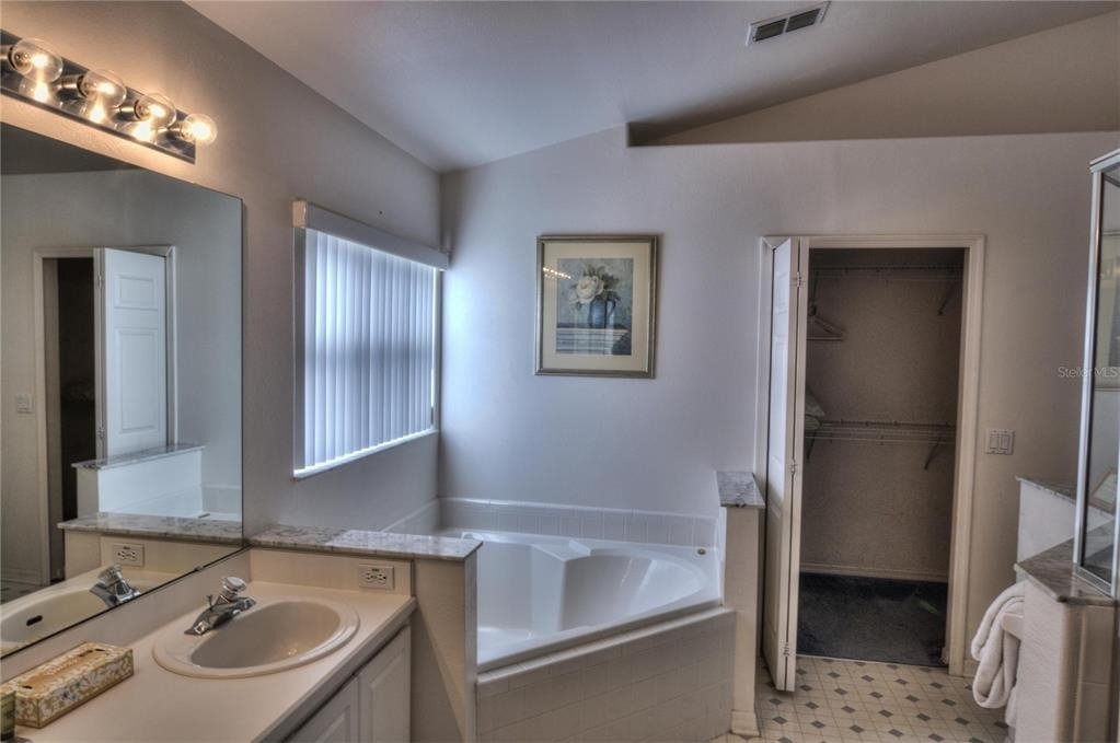 4718 Prairie Point Boulevard - Photo 11